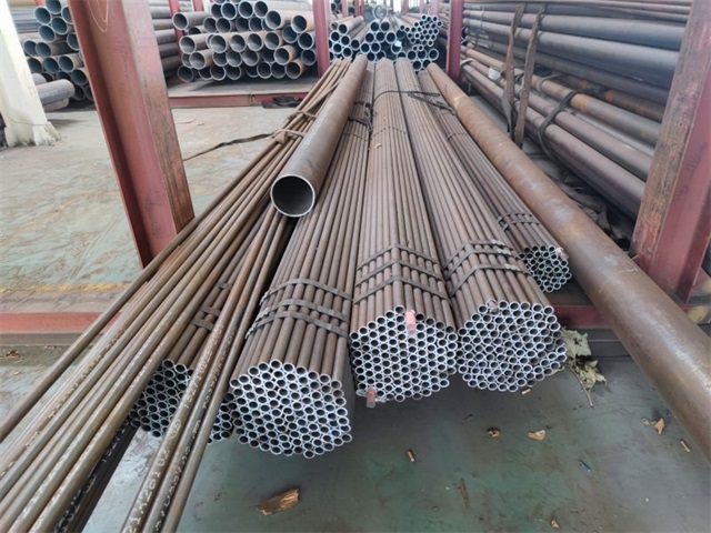 菏泽15crmog无缝钢管